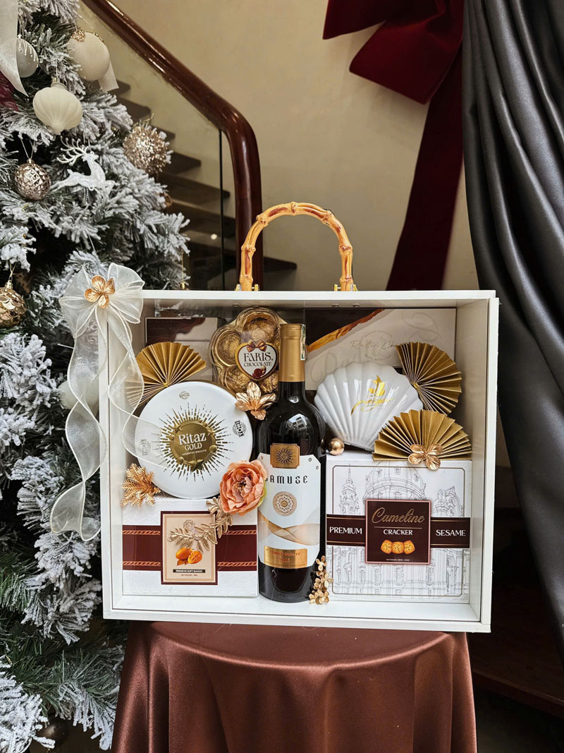 4186656092328069035-(2)